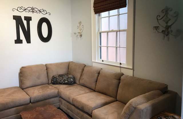 Charming 2BR Condo in Marigny photos photos