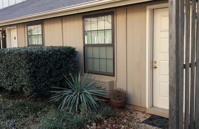 123 West Virginia Avenue #8 - 8 photos photos