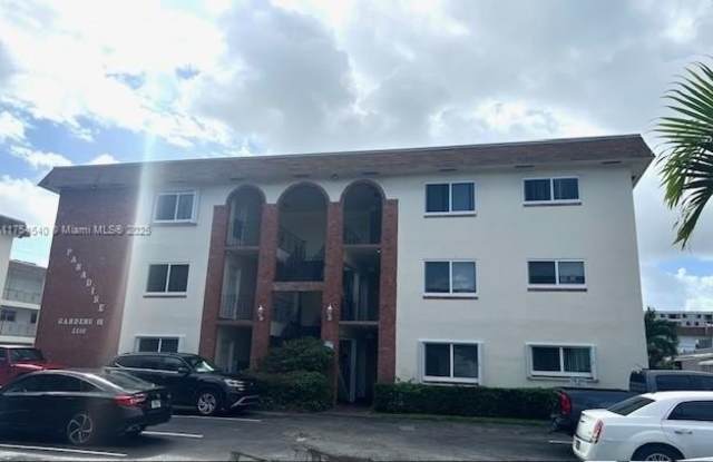 2210 Taylor St - 2210 Taylor Street, Hollywood, FL 33020