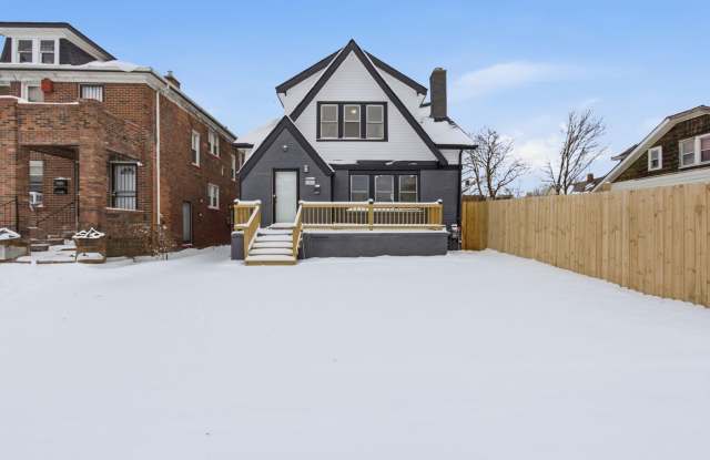 Spacious 5BR House in Detroit photos photos