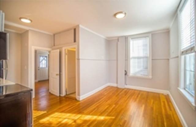 South Boston East Broadway 1bed / 1bath with modern finishes photos photos
