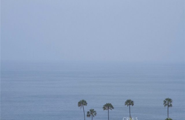 17352 Sunset Boulevard - 17352 Sunset Boulevard, Los Angeles, CA 90272