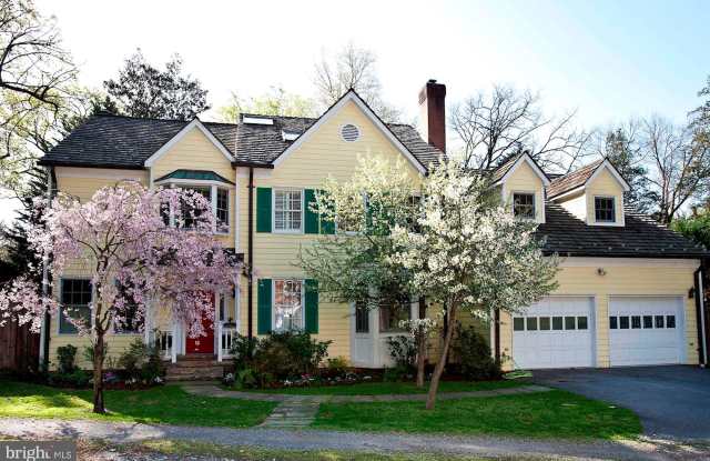 3525 WILLIAMSBURG LANE NW - 3525 Williamsburg Lane NW, Washington, DC 20008