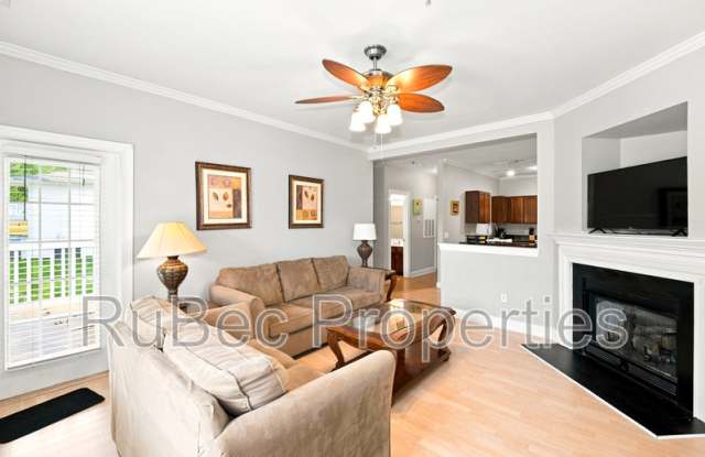 21136 Kimbrough Ln Gallery 2