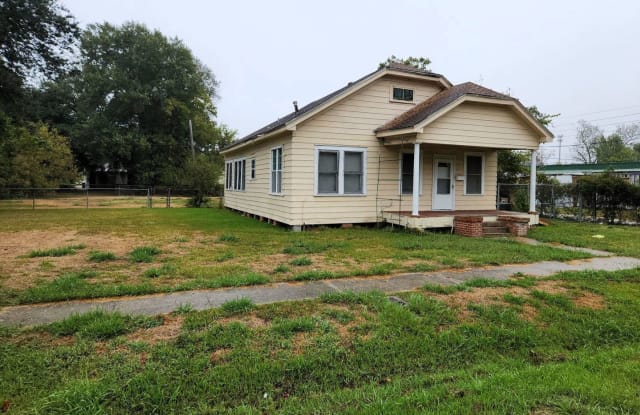 520 Church Street - 520 Church Street, Beaumont, TX 77705