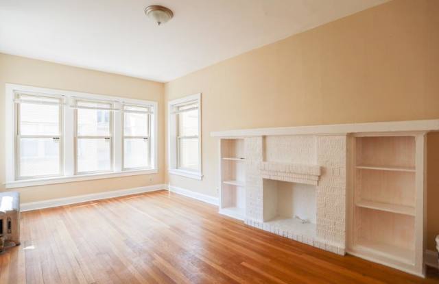 4728 North Spaulding photos photos