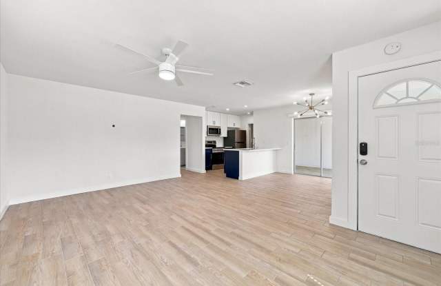 6605 S MASCOTTE Street Gallery 4