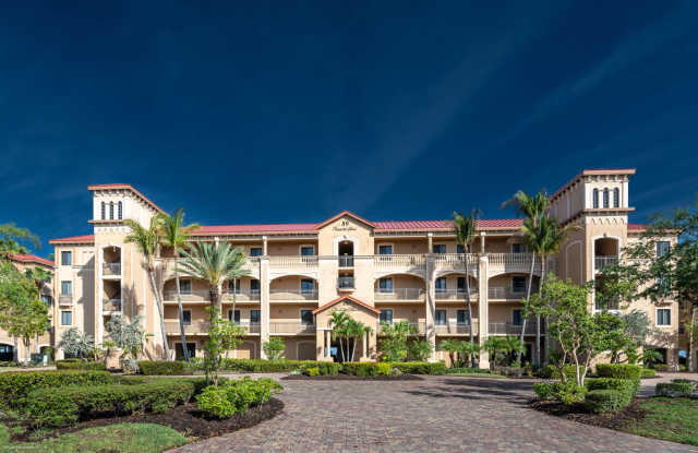 PET FRIENDLY UNFURNISHED ELEVATED PENTHOUSE LIVING WITH PRIVATE ELEVATOR photos photos