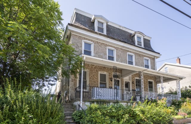 16 Sixth Street - 16 Sixth Street, Bridgeport, PA 19405