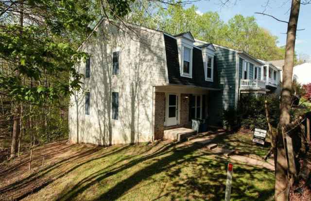 Fantastic 3br End-Unit Town Home in highly sought Silver Spring Neighborhood - Ready mid-June photos photos