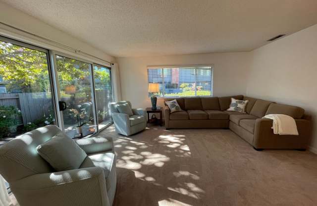 Rio Del Mar Condo - 2bed/2bath + den photos photos