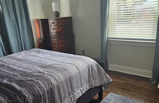 3909 Patrick Avenue photos photos