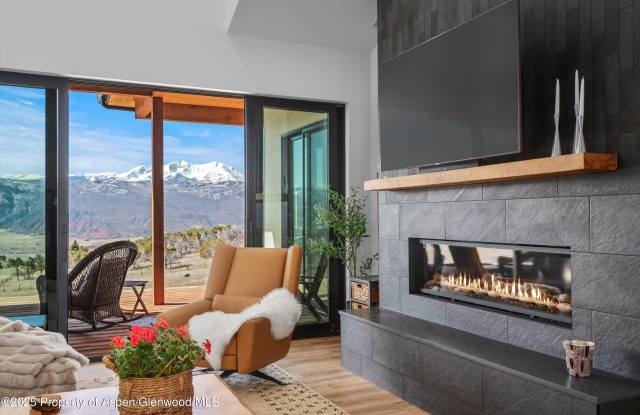 1840 Upper Cattle Creek Road Gallery 2