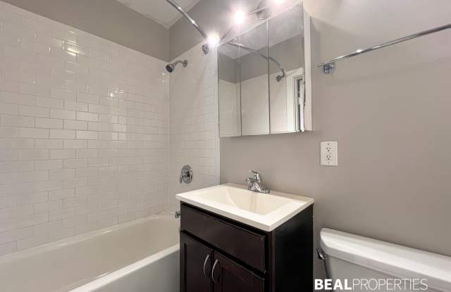 2208 N Clark St photos photos 2208 N Clark St photos photos