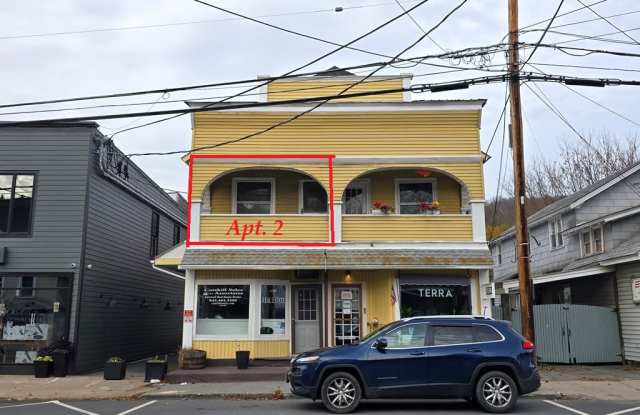 4888 Ny-52 - 4888 New York 52, Jeffersonville, NY 12748