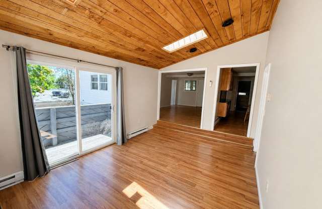 311 Racebrook Road Gallery 4
