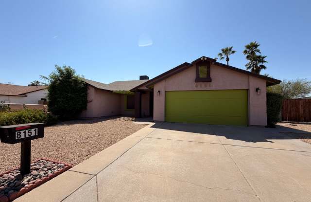 Spacious Glendale Home with No HOA and Swimming Pool! photos photos