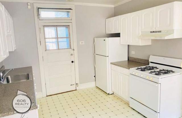 1335 West Carmen Ave. photos photos