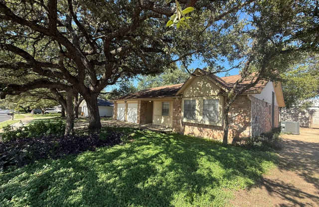 78745 / OFF W. WM CANNON : 3 BED SFH  - Gallery 3