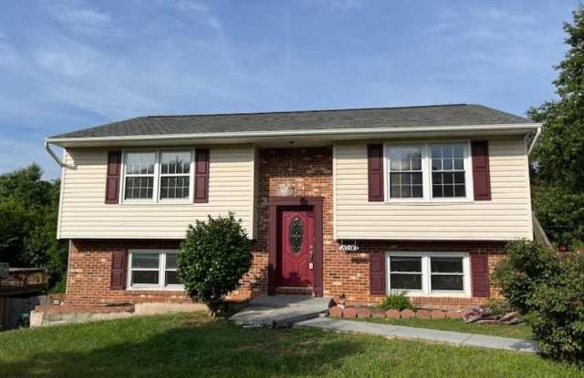 10310 MEADOWVIEW Drive photos photos