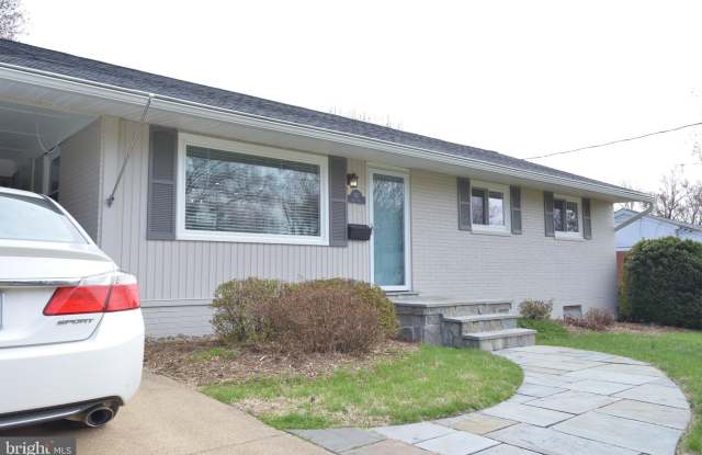 3817 REN Road photos photos