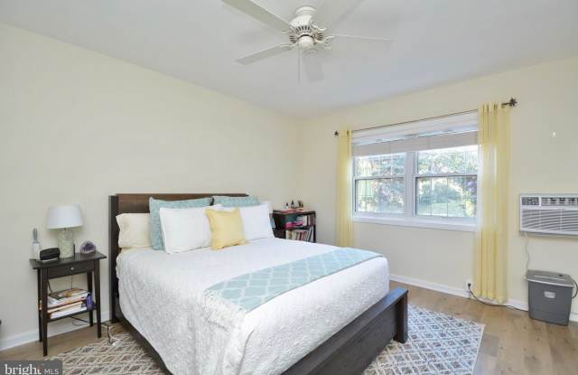 3436 MARTHA CUSTIS Drive Gallery 4
