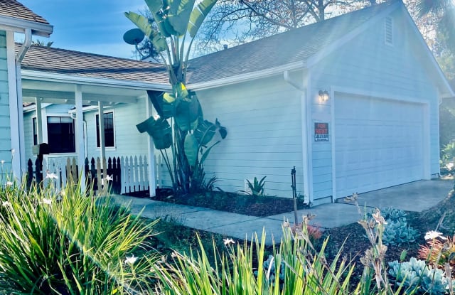 1226 Carpinteria St. - 1226 Carpinteria Street, Santa Barbara, CA 93103