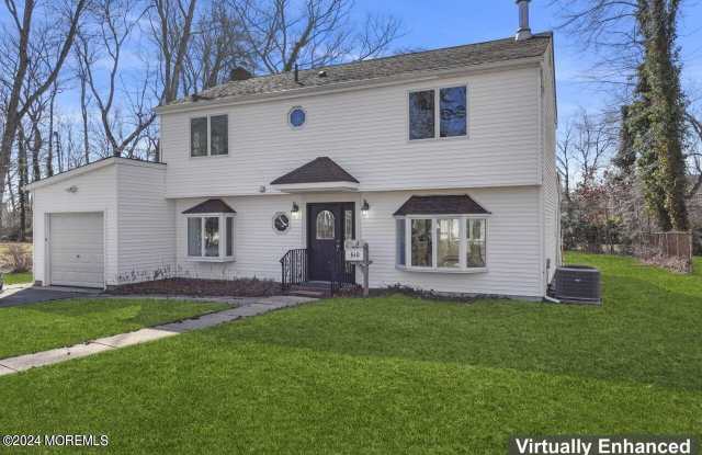 610 Wildwood Road photos photos