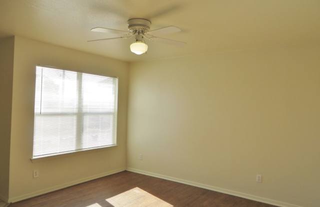 2 Bedroom 2 Bathroom Unit In Georgetown photos photos 2 Bedroom 2 Bathroom Unit In Georgetown photos photos