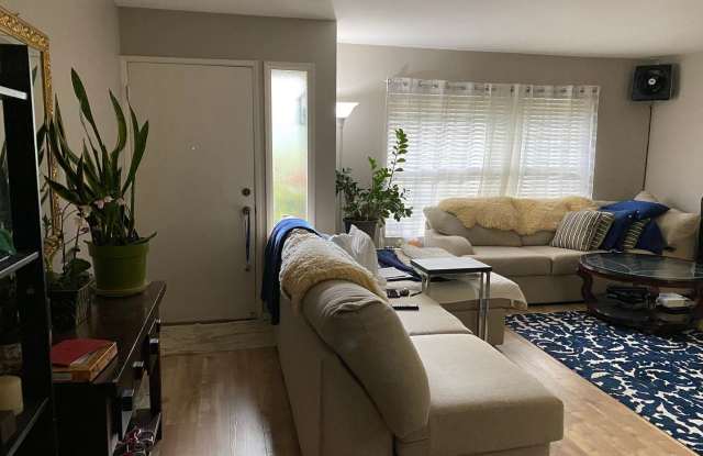 10245 Mirabel Ln. Gallery 2