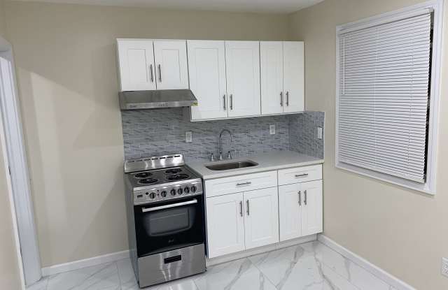 5800 Avenue L photos photos