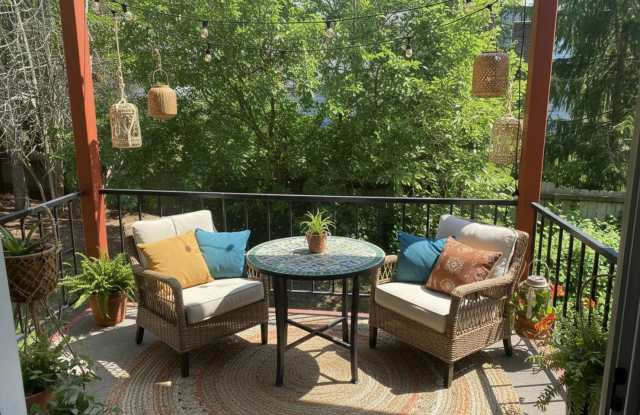 Cozy 2 Bedroom, 1 Bath Apartment with Balcony - Welcome Home! photos photos