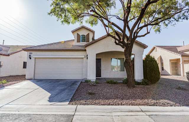 1 Story home with 3 Bedrooms - 2365 Radiant Beam Avenue, Paradise, NV 89123