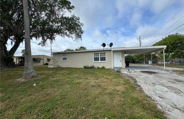 25 Apache Street photos photos