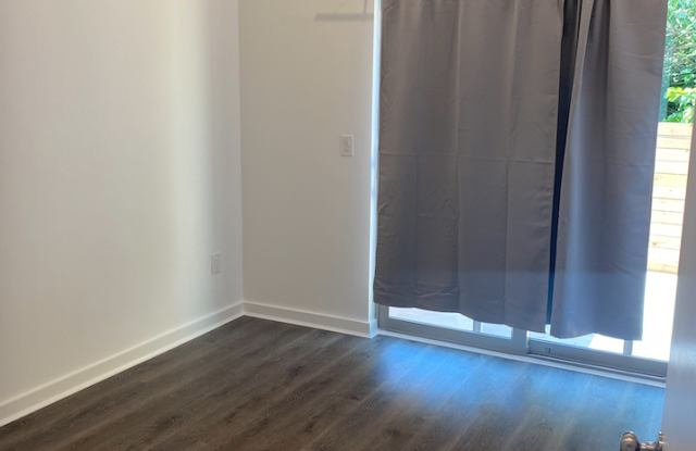 5732 Ludlow Street - 1 Gallery 2
