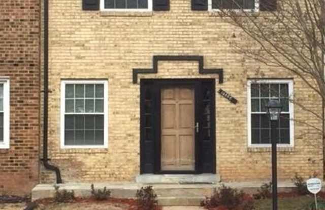 14886 LAMBETH Square photos photos