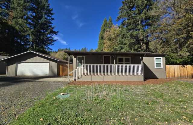 21370 N Umpqua Hwy Gallery 1