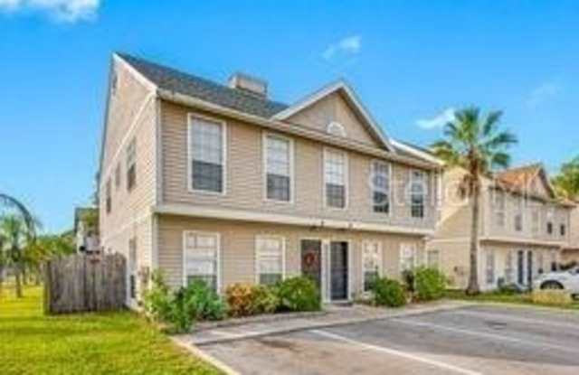 132 DOUGLAS Road W photos photos