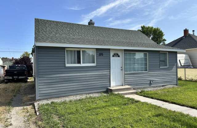 332 Center Street West photos photos