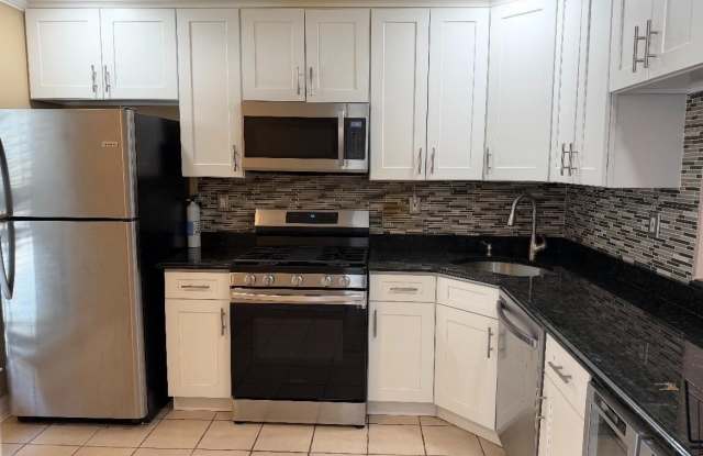 5 STOUT Court photos photos