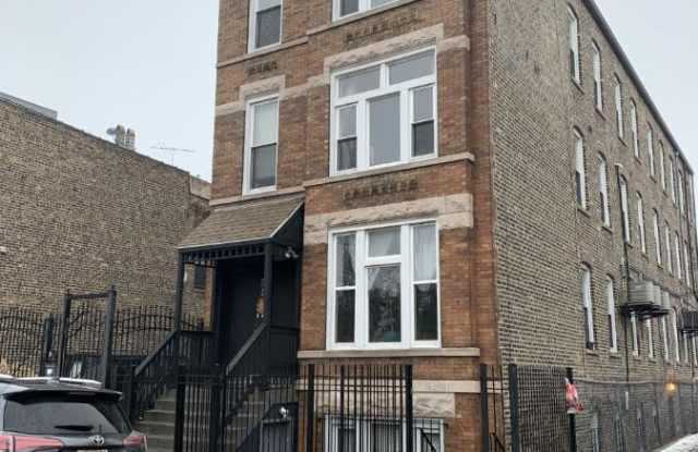2015 N Damen - 2015 North Damen Avenue, Chicago, IL 60647