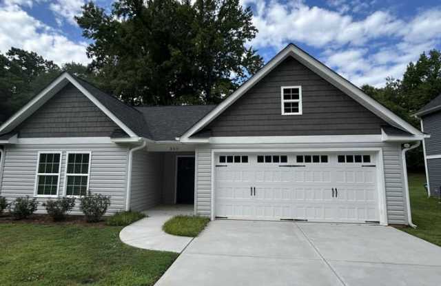 300 Kimball Loop - 300 Kimball Loop, Landis, NC 28023
