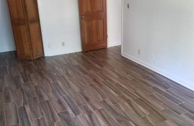 2948 Huntcliff Drive Gallery 3