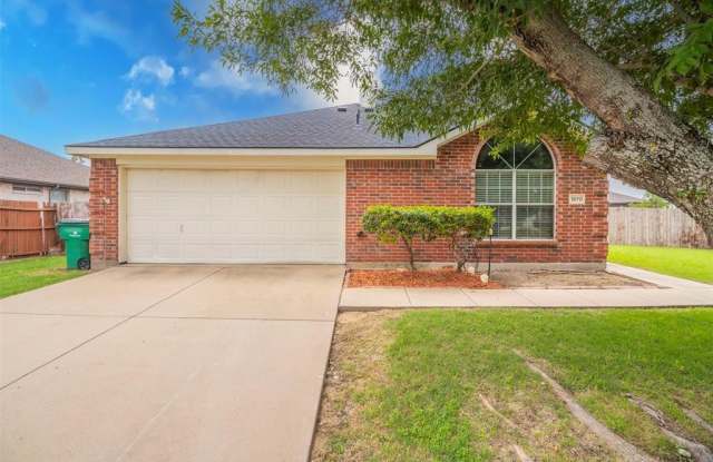 1070 Mellanie Lane - 1070 Mellanie Lane, Celina, TX 75009