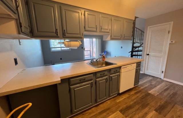 3 Steamboat Dr Unit 10 Gallery 2