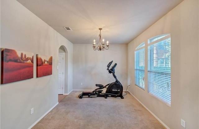 5000 Del Rey Circle Gallery 3