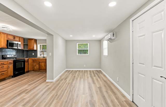 5822 Tampico Road - B Gallery 4