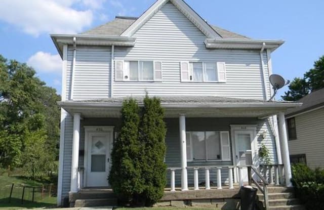 418-420 Burton Avenue, 418 - 418 Burton Ave, Washington, PA 15301
