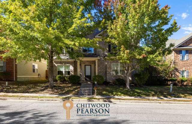 Spacious 5 Bedroom Home in Convenient Newnan Location Gallery 1
