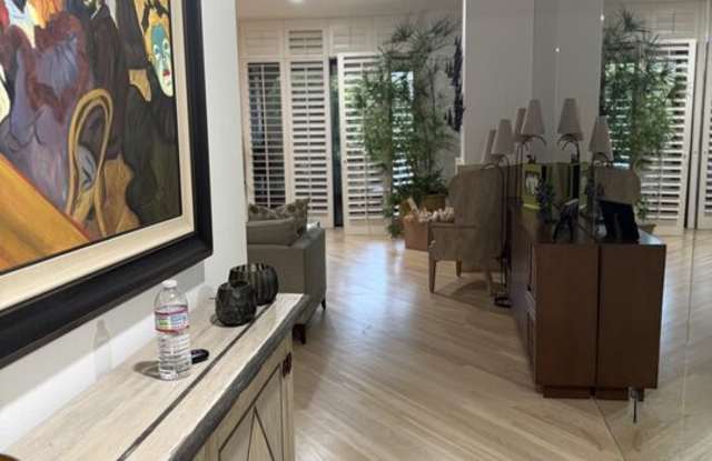 2415 Century Hill Gallery 2